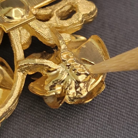 Coro Signed Vintage 1950S Women's Fashion Jewelry Gold Tone Brooch Pin Roses - Picture 5 of 6